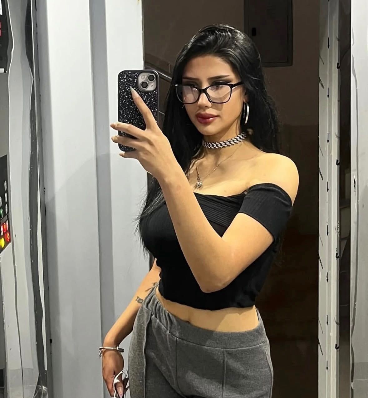 Alıçlı Güzel Gülüşlü Partner Bayan Escort Ceren